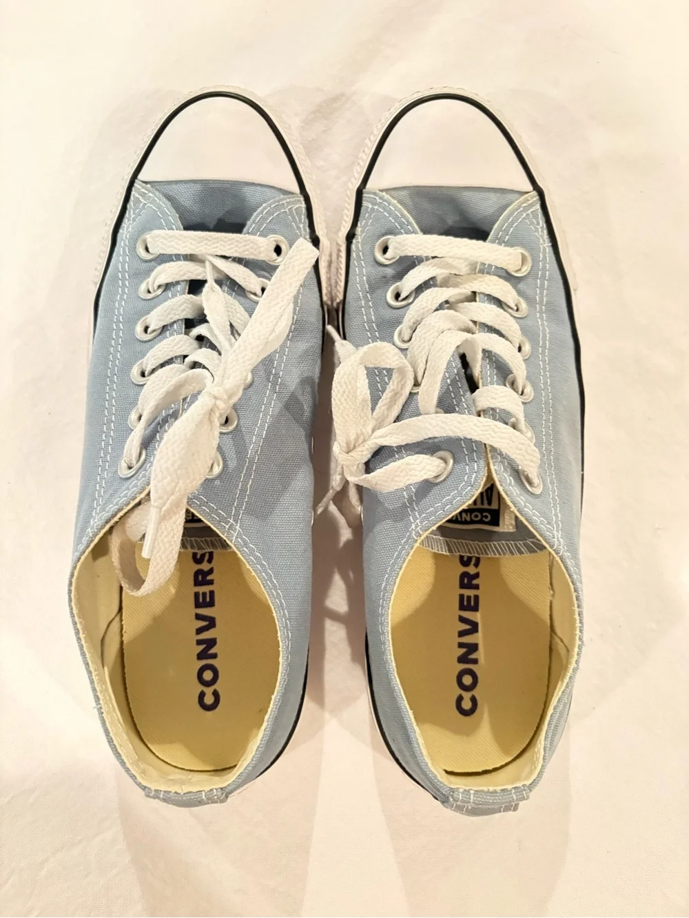 Converse Low-Top Sneakers in Light Blue and White